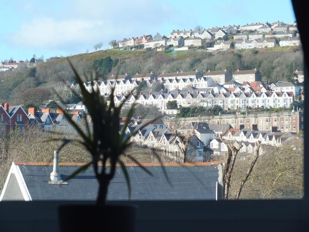 Leonardos pensión Swansea Habitación foto